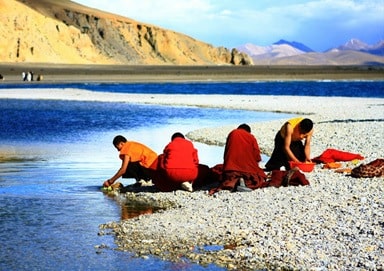 9 Days Lhasa to EBC and Namtso Lake Classic Tour