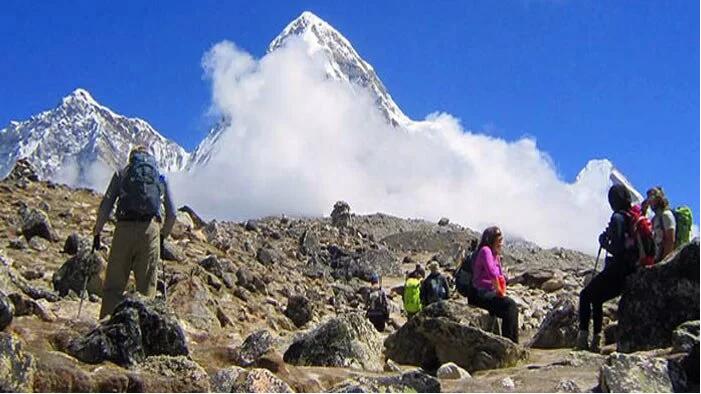 Nyenchen Tanglha Trekking is a precious experience